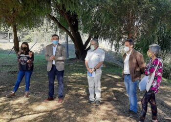 Autoridades se reunieron con vecinos de Villa los Notros por contaminación del Rio Damas