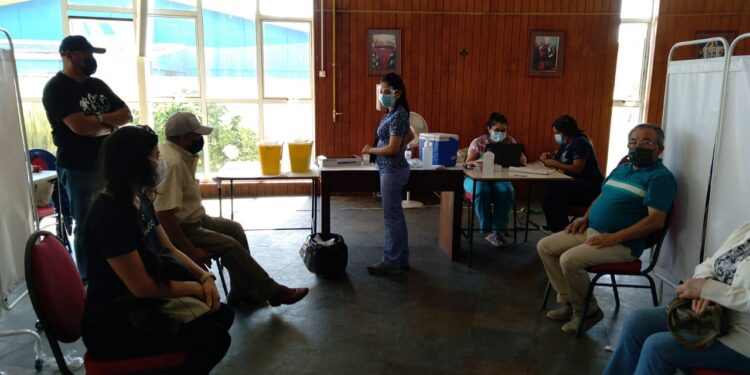 Aclaran que Municipio de Osorno no tiene injerencia sobre prioridades en vacunación contra el Covid-19