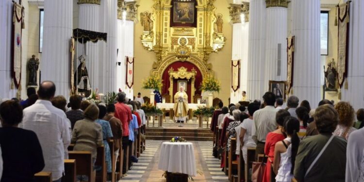 Suprema divulga fallo que permite misas en cuarentena: pero deben ser con aforo
