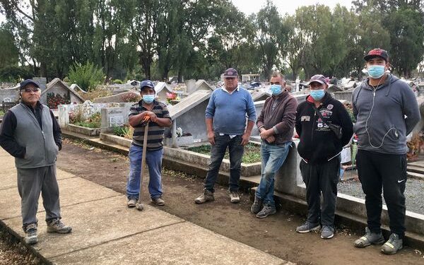 Trabajadores del cementerio de Purranque preocupados por licitación de nichos e incumplimiento de acuerdos con el municipio