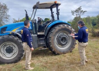 PDI detiene a un hombre y recupera un tractor robado en la región de Los Ríos