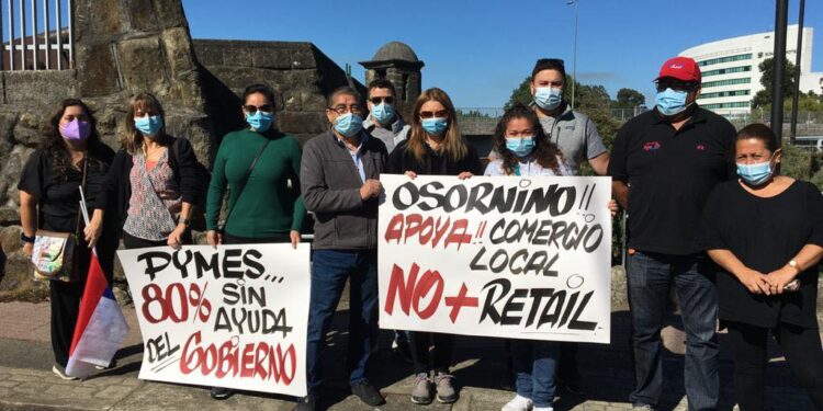 Comerciantes de Osorno advierten estar al borde del colapso