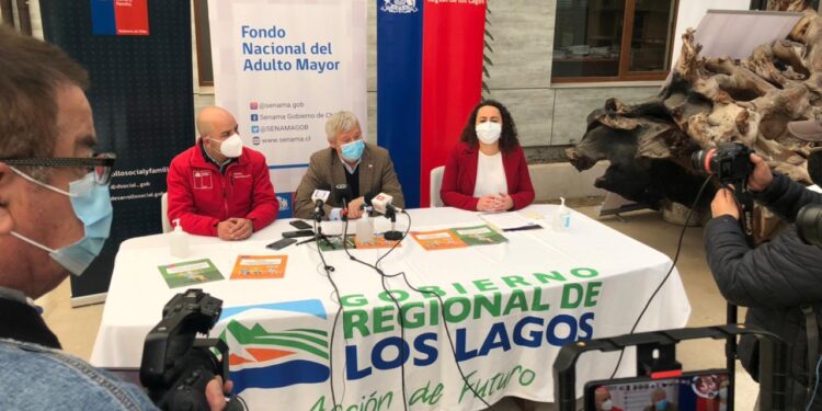 Fondo Nacional del Adulto Mayor 2021 tendrá más de 210 millones en la región de los lagos