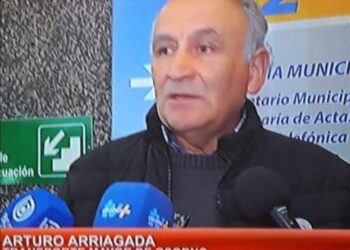 Microbuseros de Osorno descartan adhesión a paro en protesta por el tercer retiro del 10%