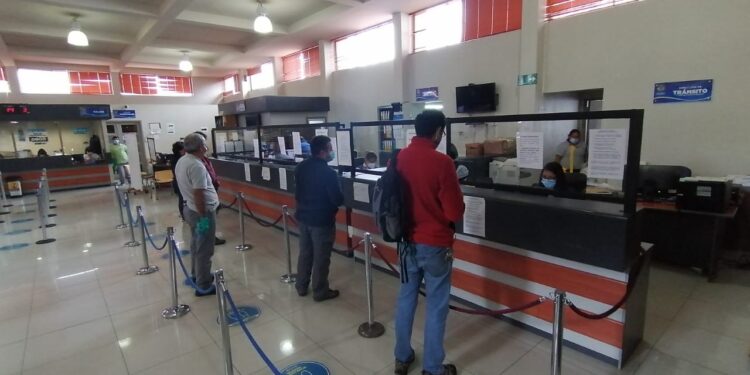 Más de 30 mil automovilistas en Osorno renovaron su permiso de circulación