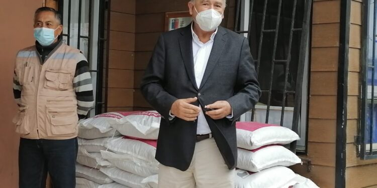 7 personas detenidas al interior de un restaurante por infringir el código sanitario
