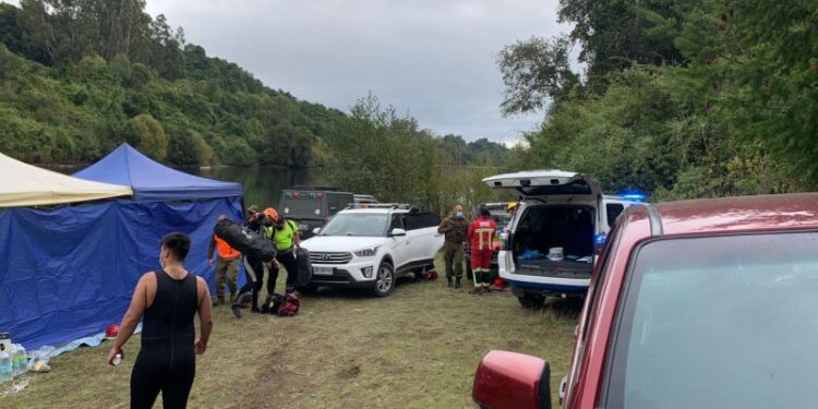 Cuerpo de hombre desaparecido es encontrado en las profundidades del río Bueno
