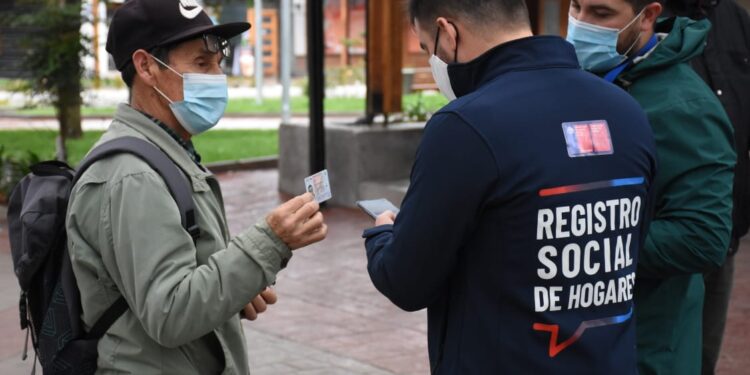 Más de 73 mil personas han solicitado el IFE Ampliado durante abril en la región de Los Lagos