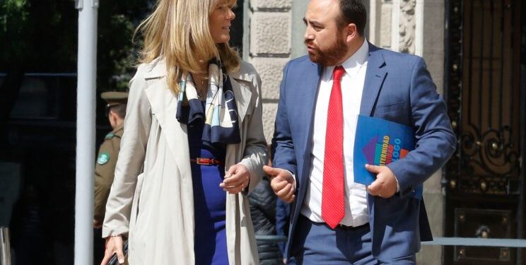 Tras álgida Junta Nacional de la DC Fuad Chahín renunció a la presidencia del partido