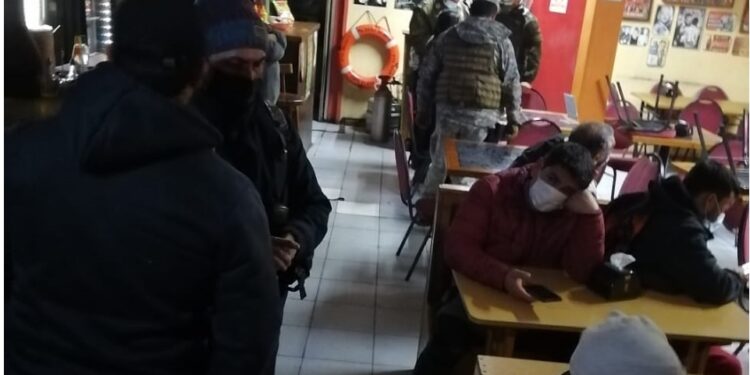 Extienden sumario a restaurante por infringir norma sanitaria en Puerto Montt