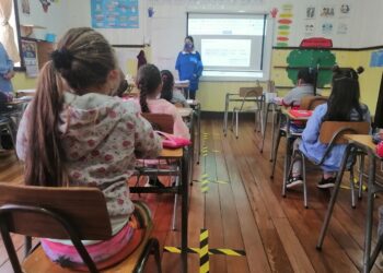 Comienza el regreso paulatino a clases presenciales en Puyehue y Puerto Octay