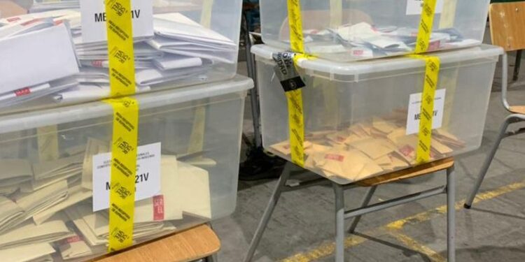 Más de 3 millones de votantes participaron de la primera jornada de elecciones