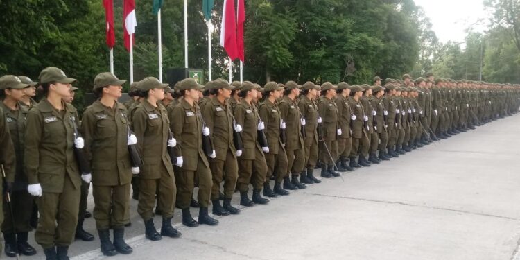 Bajo interés en postular a Carabineros golpea duramente la institución