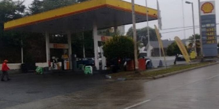 Encapuchados asaltaron Servicentro en Río Bueno