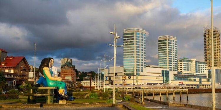 Cámara de Comercio de Puerto Montt valoró el anuncio de acortar el toque de queda en Los Lagos