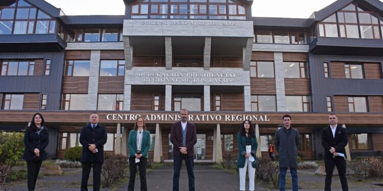 Gobernador Regional presentó a los nuevos jefes y jefas de división del Gobierno Regional de Los Lagos