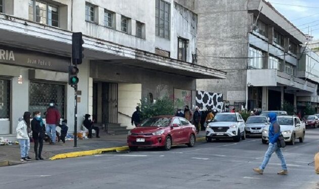 Eliminan 15 estacionamientos de Avenida Mackenna en Osorno