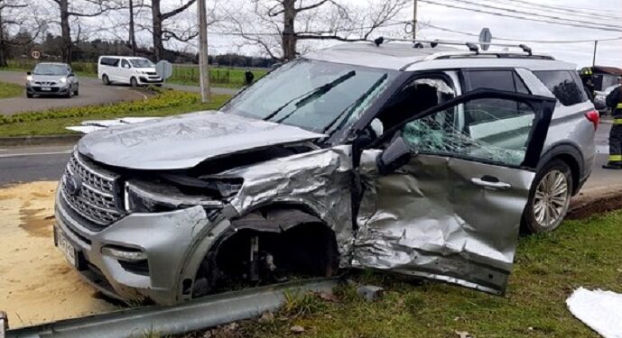2 conductores resultaron lesionados tras violento accidente en la Ruta 215