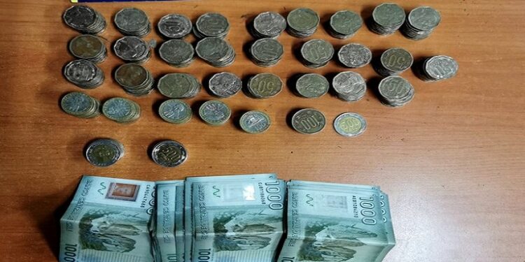 Detienen a delincuente por el robo de 400 mil pesos en una frutería en Río Bueno