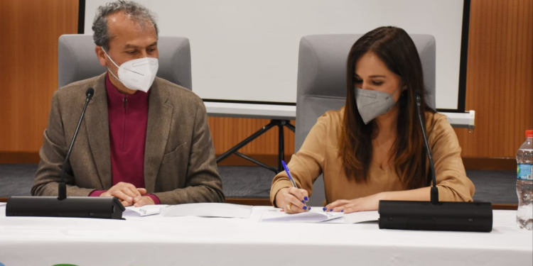 Gobierno Regional y Consejo por la Transparencia firman acuerdo de colaboración para la entrega de la información