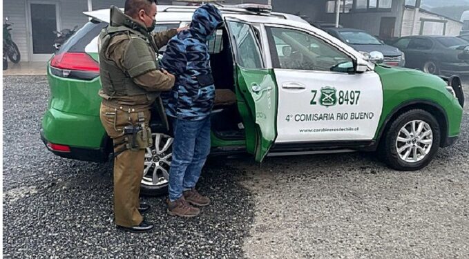 Detienen a uno de los delincuentes que realizó una encerrona a un conductor en Río Bueno