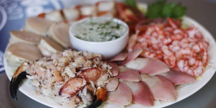 Chilenos consumen 15,8 kilos per cápita de productos del mar