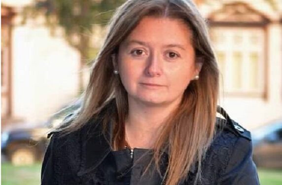 Candidata al Senado Pamela Bertín propone pensión especial para cuidadoras(es) informales