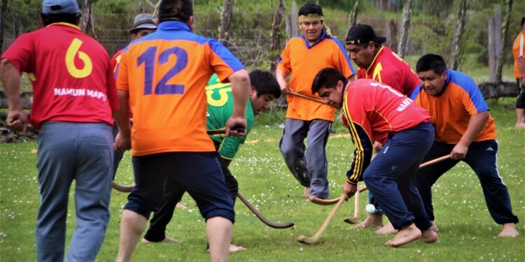 En Purrahue se dio inicio al Campeonato de Chueca o Palín varones en San Juan de la Costa