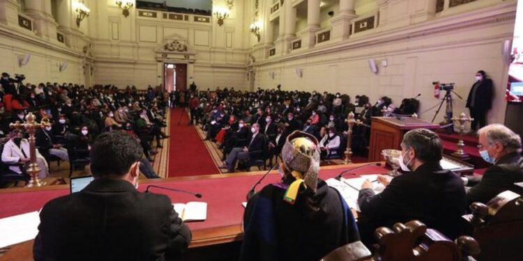 Corte Suprema declara admisible recurso en contra de la mesa de la convención constitucional