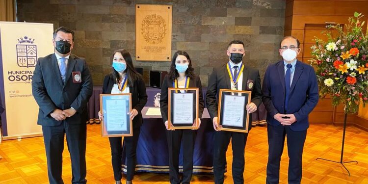 Entregan reconocimiento a funcionarios de la PDI Osorno por destacada labor al servicio de la comunidad