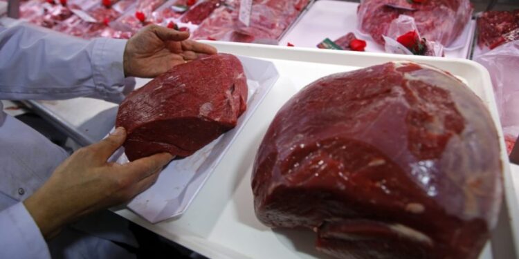 Precios aumentaron 1,2% en septiembre y acumulan alza de 5,3% en 12 meses