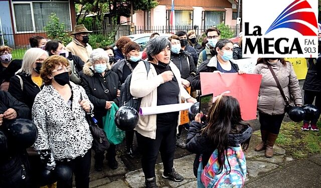 Osorno: Manipuladoras de Alimentos se manifestaron contra nueva medida de JUNAEB