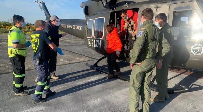 Rescatan con vida a joven que estaba desaparecida en Puerto Varas