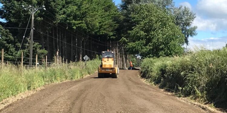 Vialidad ejecuta trabajos de mejoramiento de cuesta Baquedano, en Ovejería