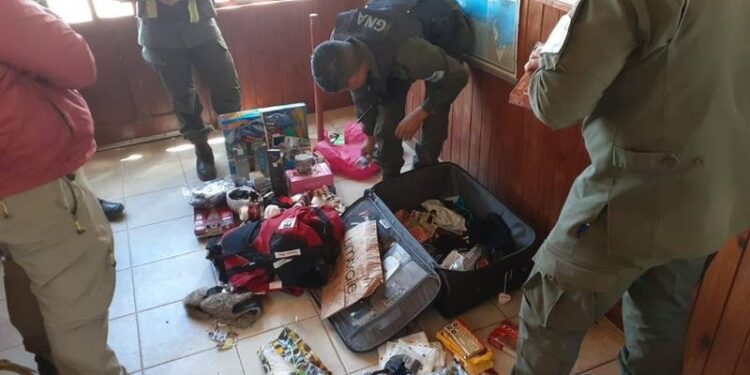 Policía argentina arresta a tres chilenos portando municiones y atravesando por paso no habilitado