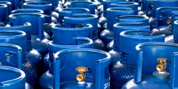 Core José Luis Muñoz respalda idea de asociación que busque conseguir un precio justo del gas licuado