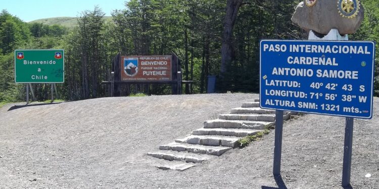 Anuncian apertura de 10 pasos fronterizos terrestres