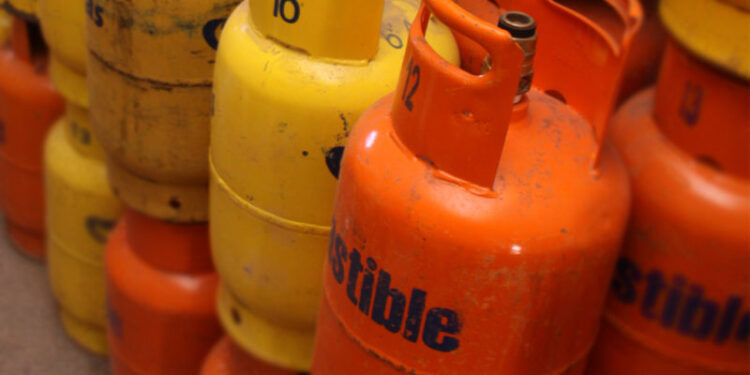 Abastible y Lipigas dijeron que recomendaciones de la FNE perjudicarán a clientes