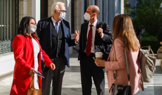 Presentan 10 artículos como propuesta para primer capítulo de la Constitución