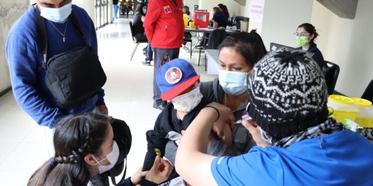 Se inicia proceso de vacunación de niños entre 3 y 5 años