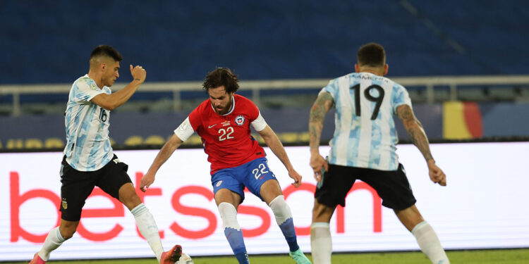 Chile ante Argentina: Un 34,4% de las apuestas dan por ganadora a La Roja y un 23,3% a la Albiceleste