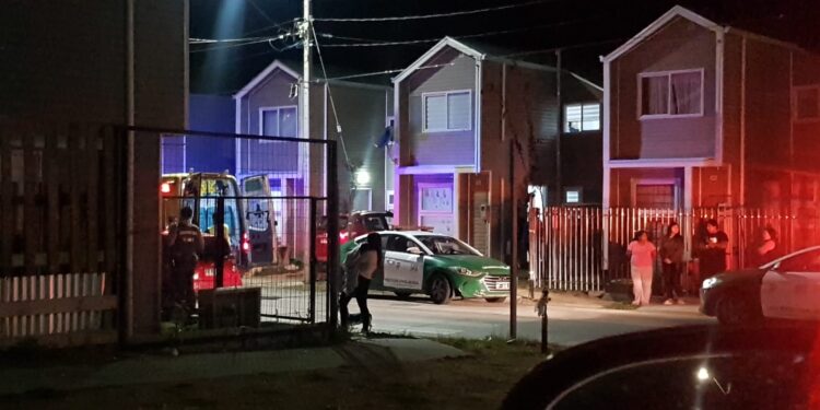 Osorno: Un fallecido y dos heridos dejó violento ataque con arma de fuego a una familia en Rahue Alto