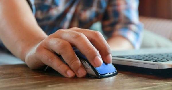 Estudiantes osorninos de escuelas municipales y subvencionadas podrán postular al notebook gratuito