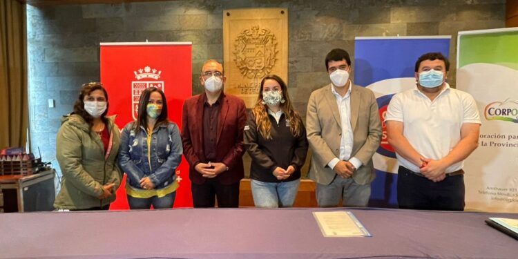 Osorno: Suscriben convenio de colaboración para capacitar a emprendedores locales