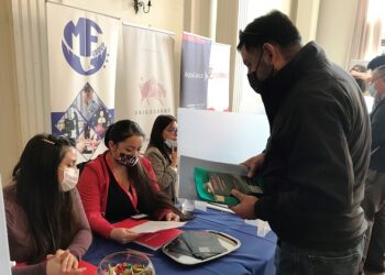 Más de mil cupos de empleo ofreció Feria Laboral de Osorno