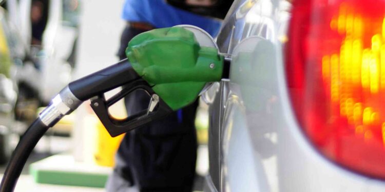 Definitivamente no fueron 30 pesos solo 6 las alzas en las bencinas