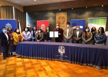 Municipios de la provincia de Osorno firman convenios para fortalecer emprendimientos locales
