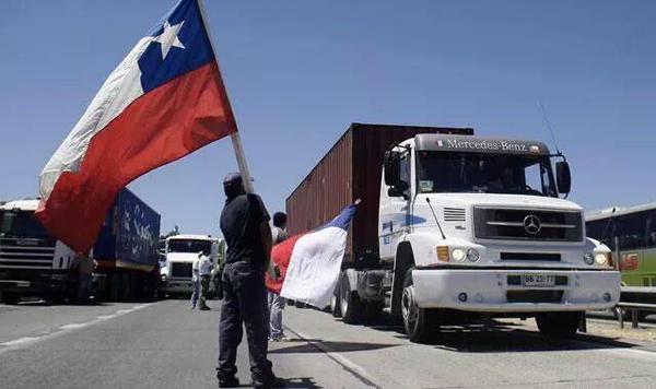 Dueños de camiones del Sur desmiente llamado a paro nacional