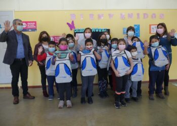 Saesa apoya el inicio del año escolar en establecimientos rurales