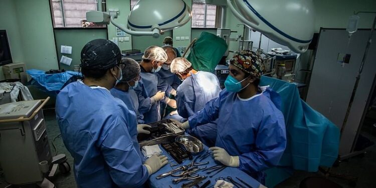 Concretan operativo de cirugías electivas traumatológica infantil en Osorno